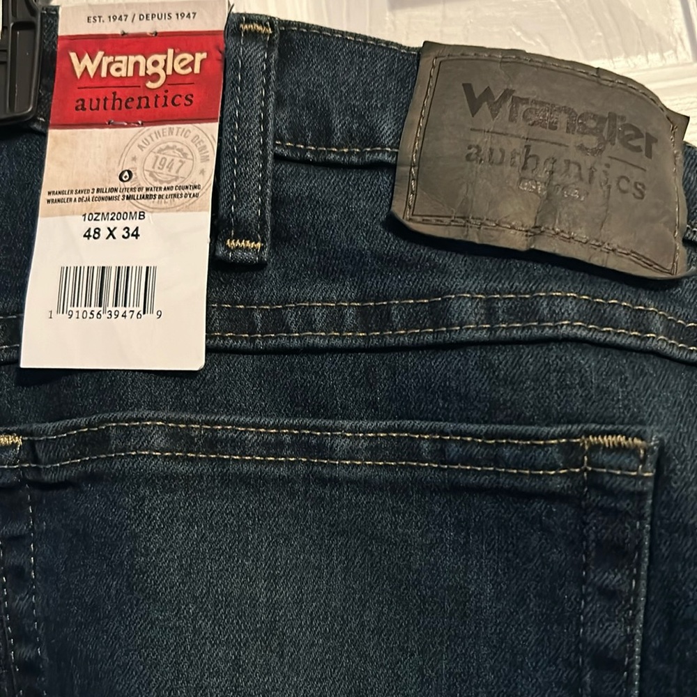 Wranglers authentics Men’s 48 x 34 Dark Wash Denim Jeans